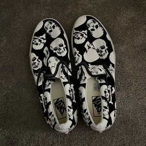 Vans Skull Slip Ons